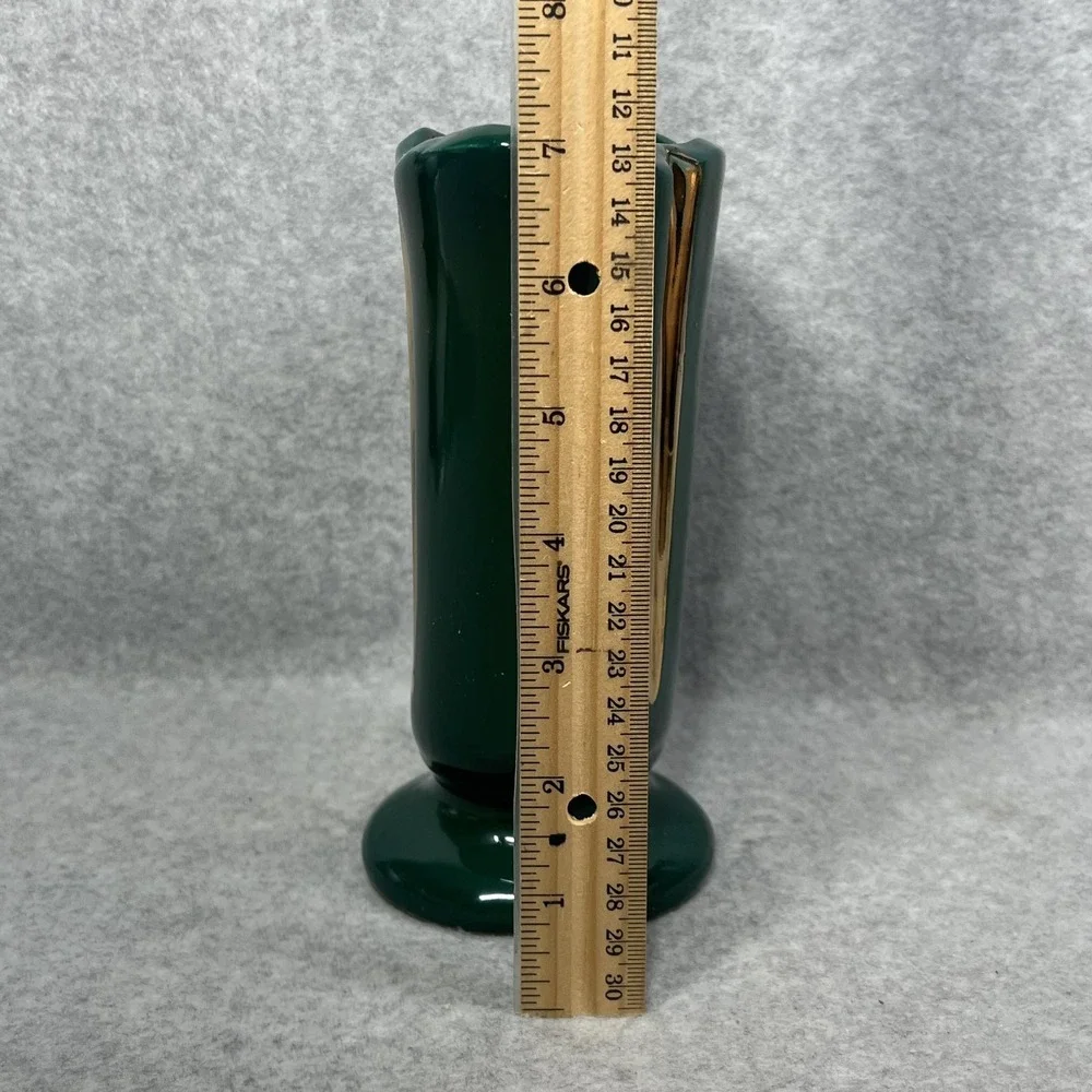 VTG Green Ceramic Pedestal 12